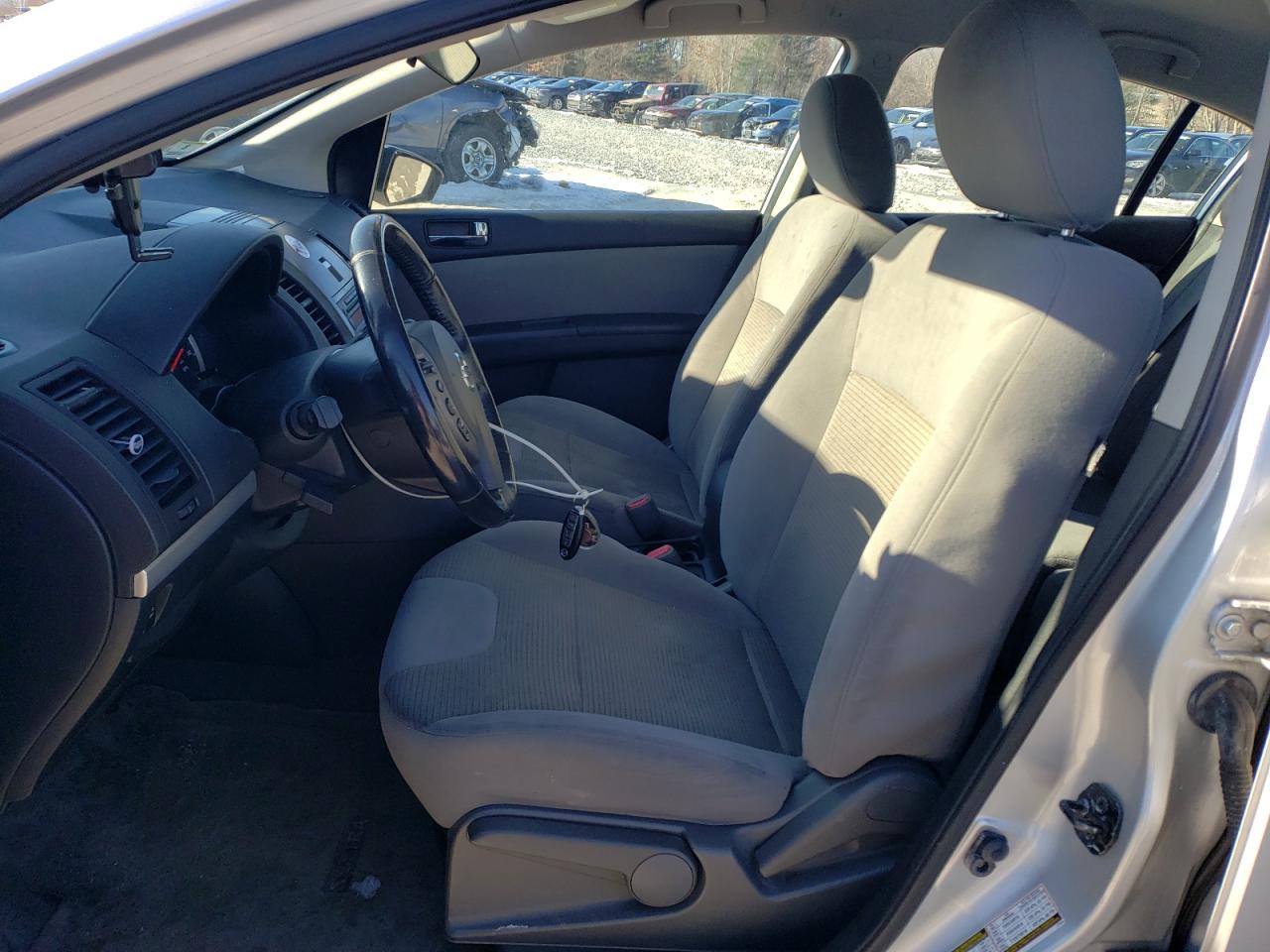 2011 Nissan Sentra - Image 7