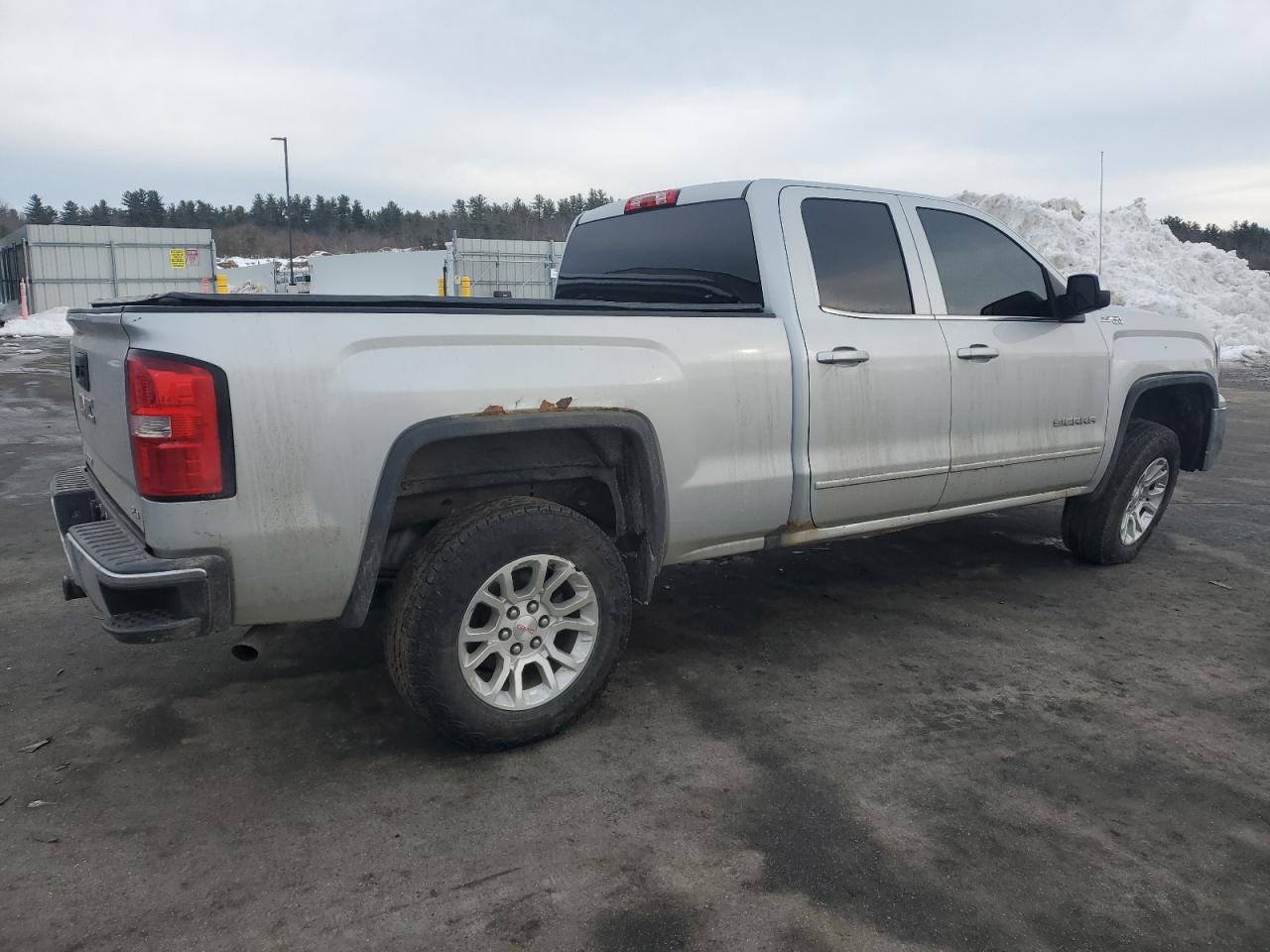 2016 GMC Sierra - Image 3