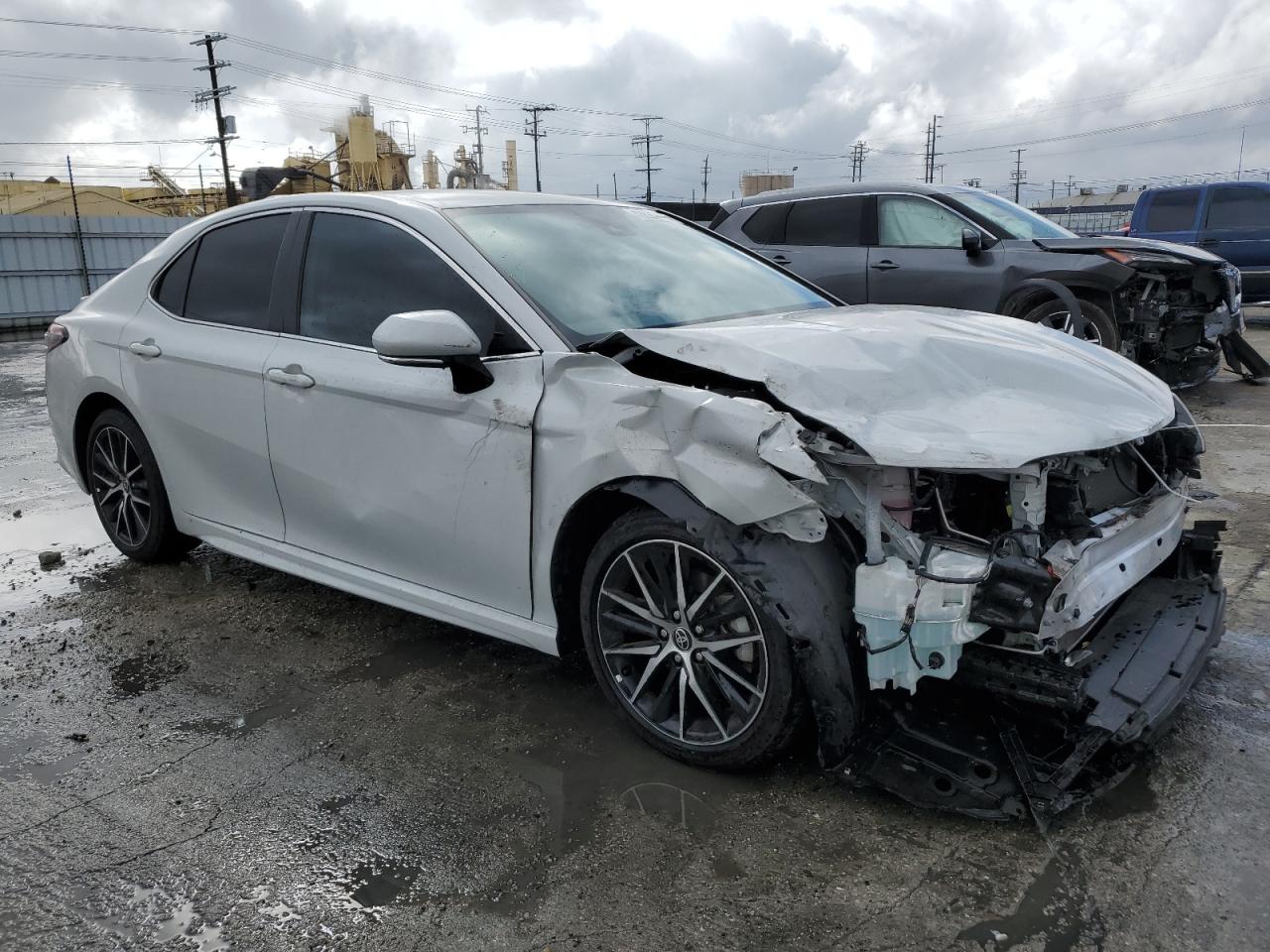 2022 Toyota Camry - Image 4