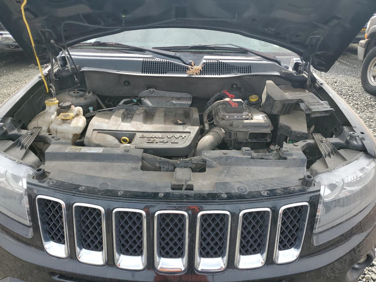 2014 Jeep Compass - Image 12