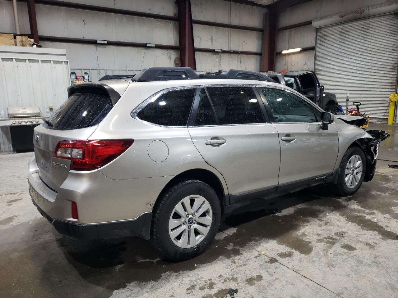 2015 Subaru Outback - Image 3