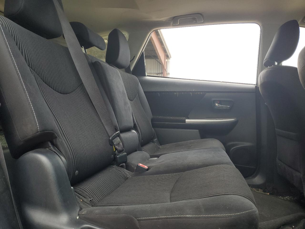 2015 Toyota Prius - Image 10