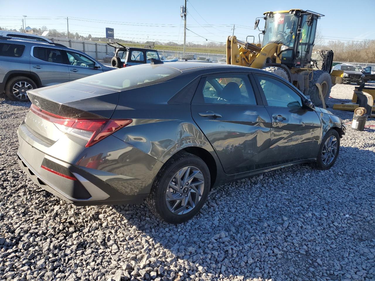 2024 Hyundai Elantra - Image 3