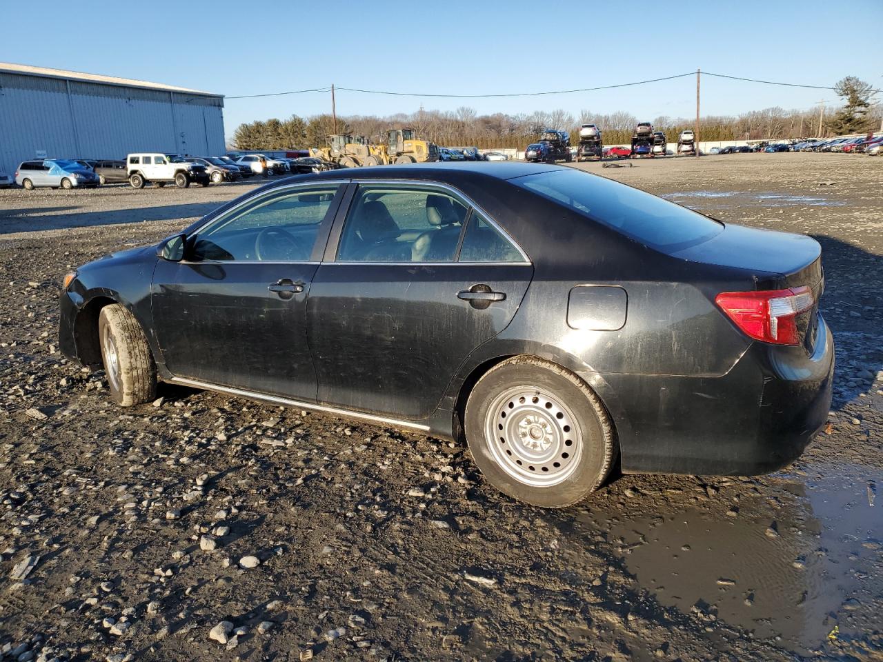 2014 Toyota Camry - Image 2