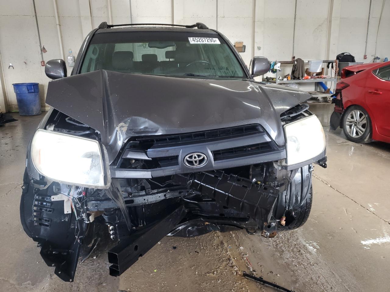 2005 Toyota 4Runner - Image 5