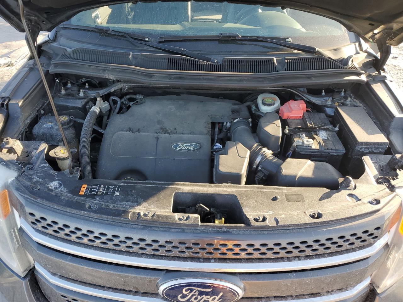 2015 Ford Explorer - Image 12