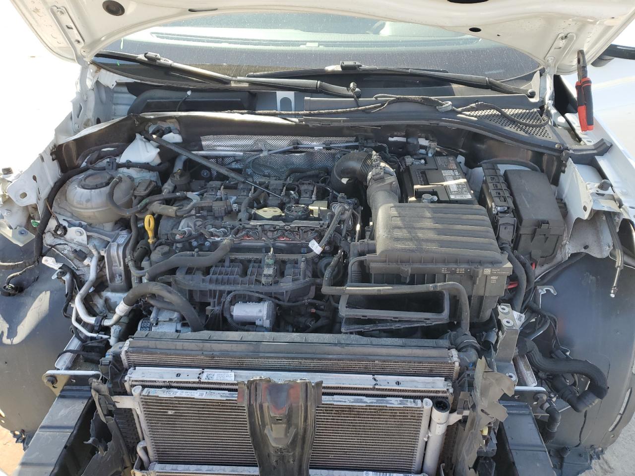 2021 Volkswagen Tiguan - Image 12