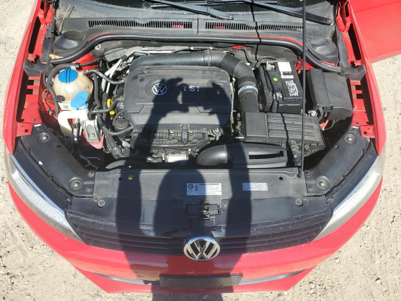 2014 Volkswagen Jetta - Image 13