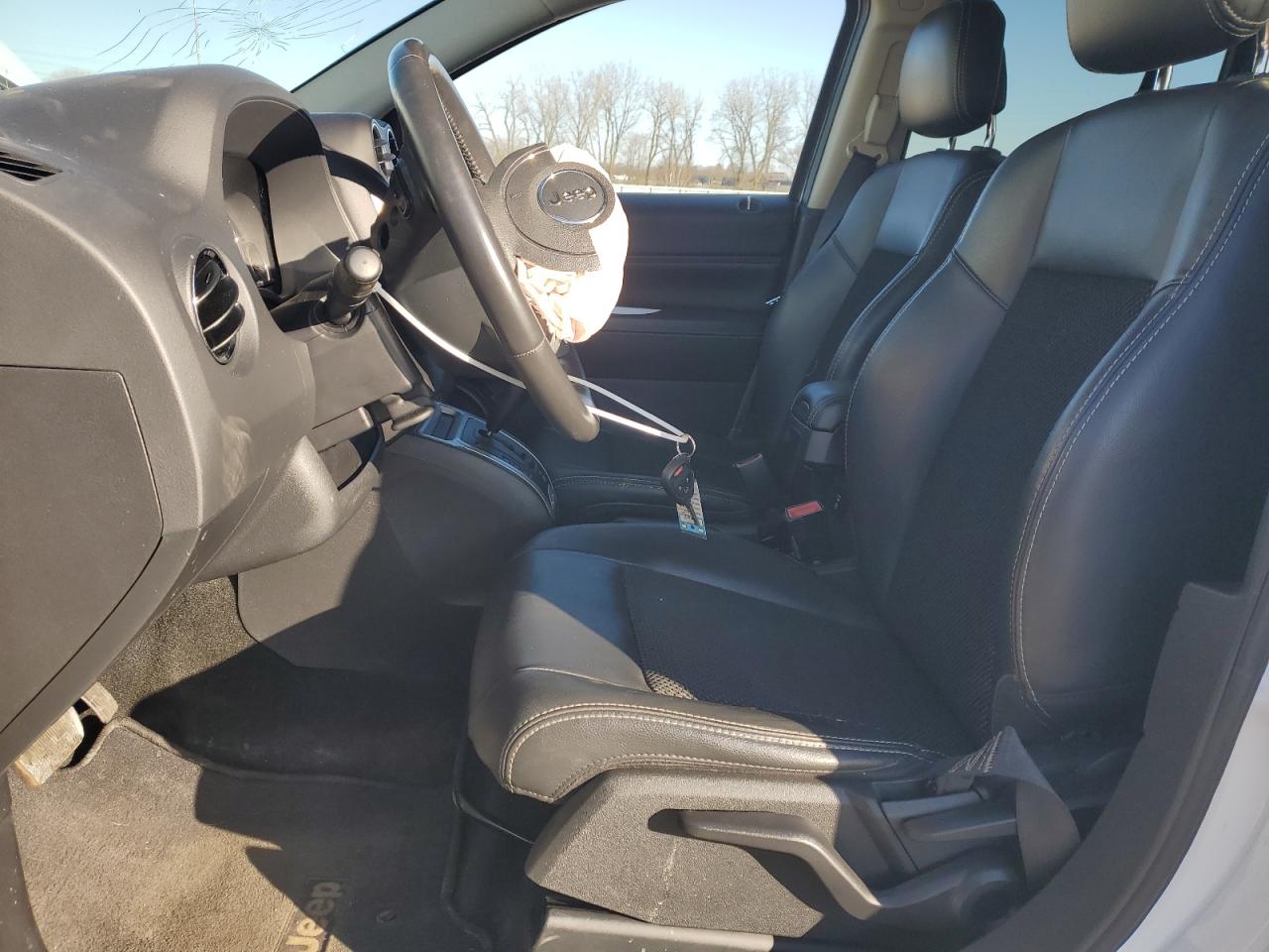 2015 Jeep Compass - Image 7