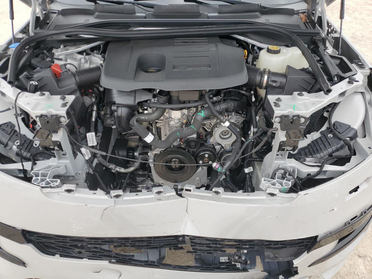 2024 Land Rover Range Rover - Image 12