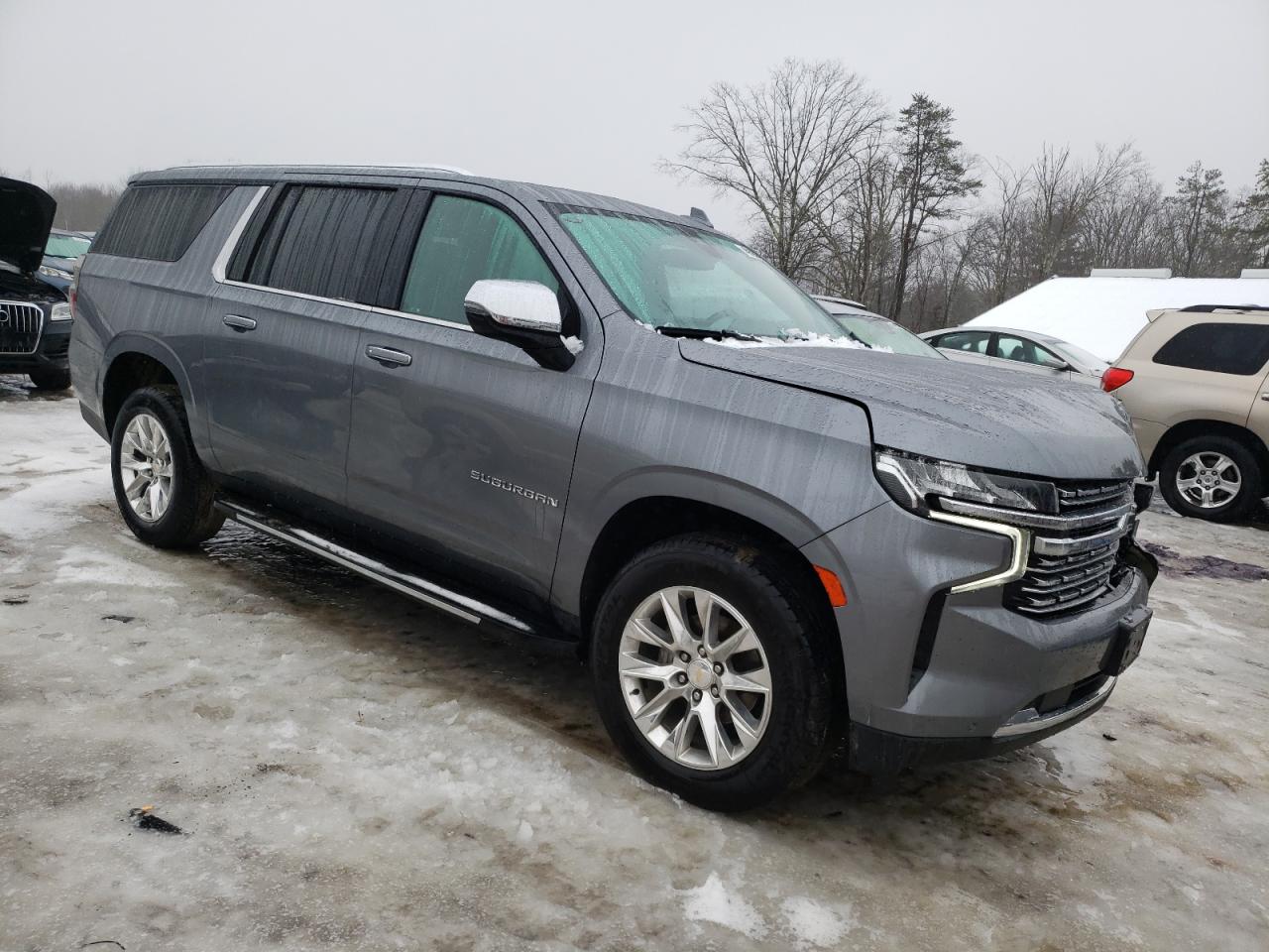 2021 Chevrolet Suburban - Image 4