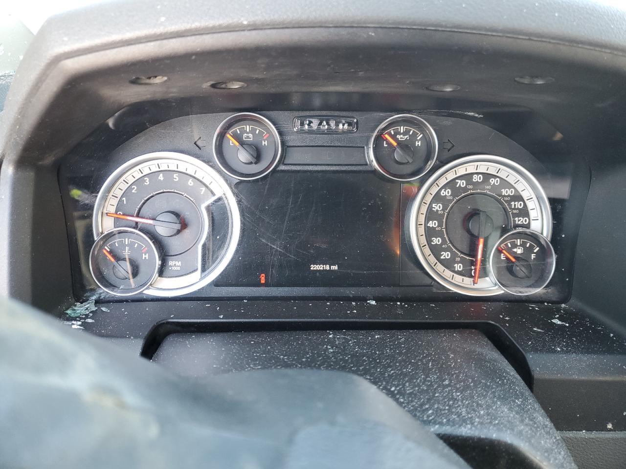 2013 RAM 1500 - Image 9