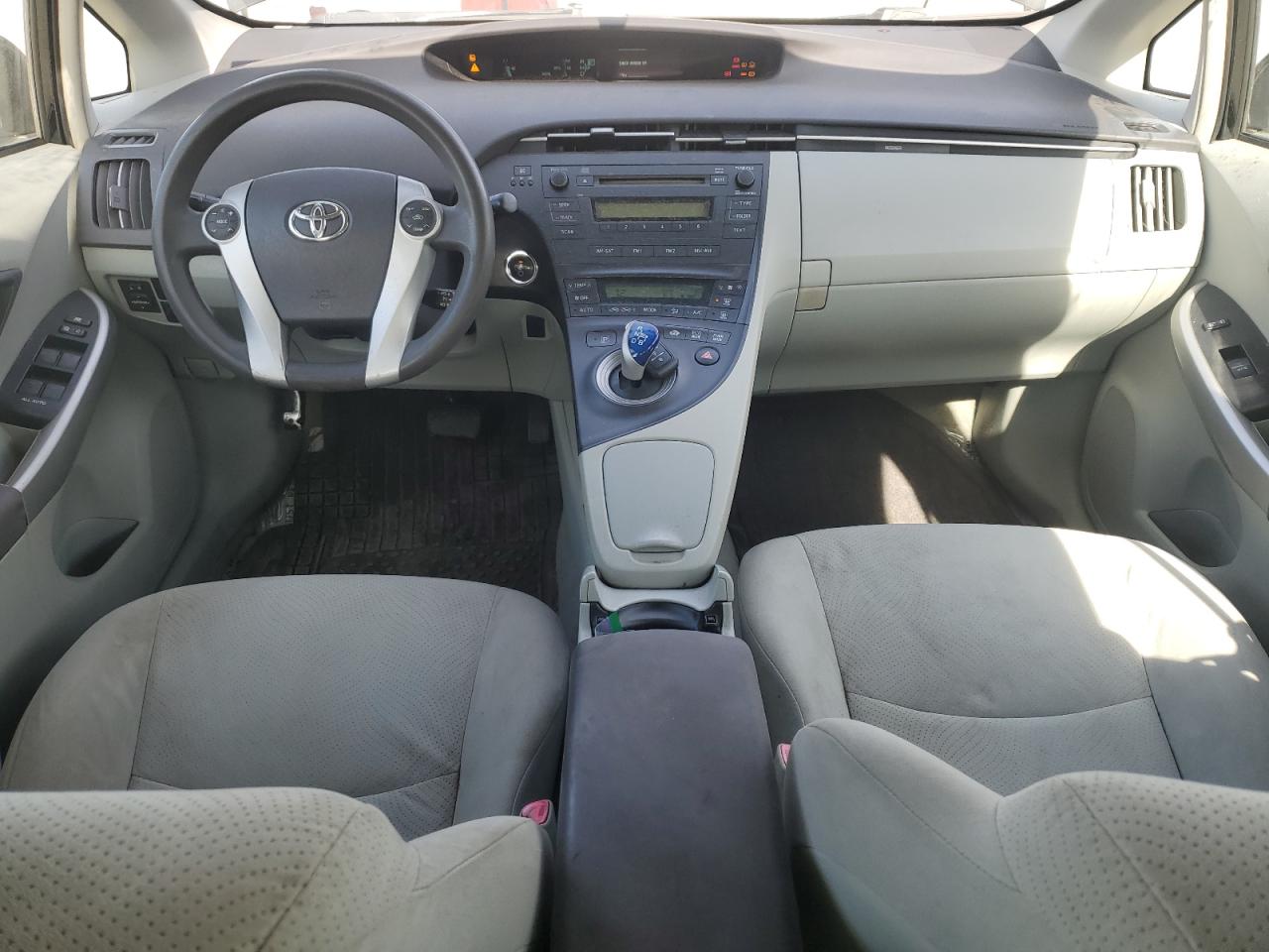 2010 Toyota Prius - Image 8