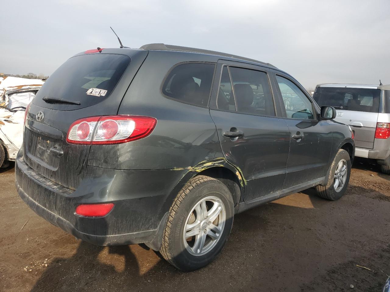 2010 Hyundai Santa Fe - Image 3
