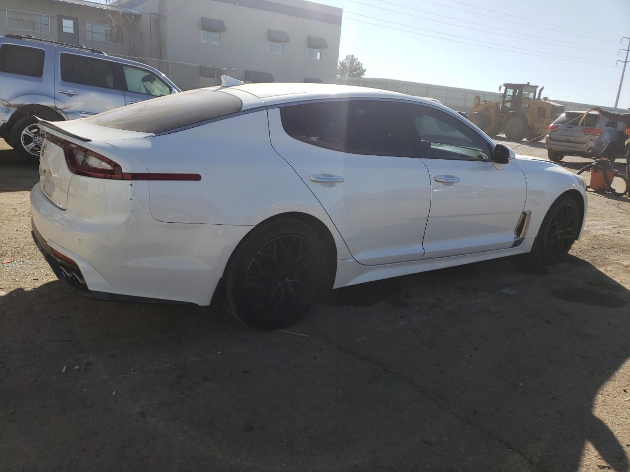 2018 Kia Stinger - Image 3