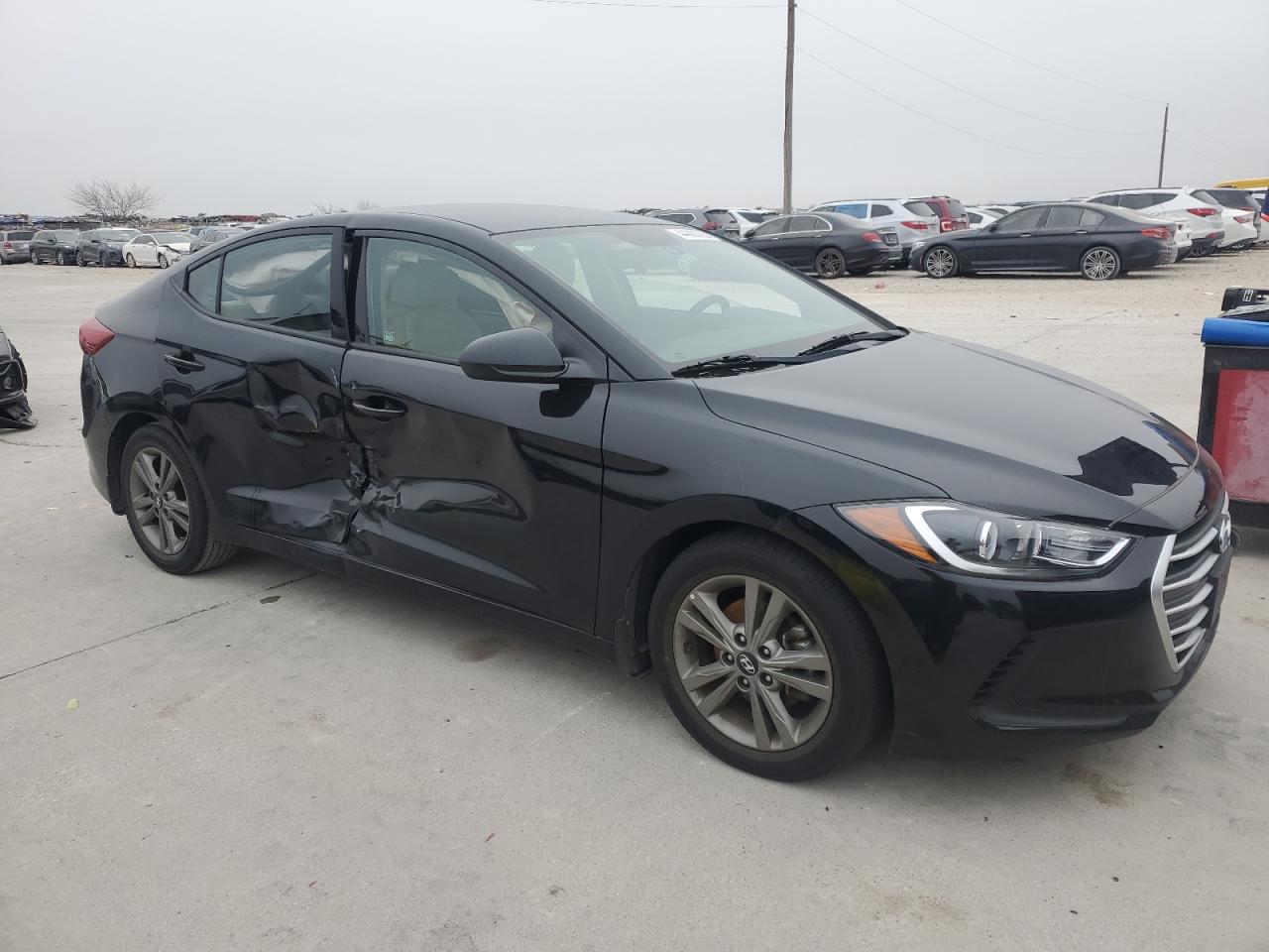 2018 Hyundai Elantra - Image 4