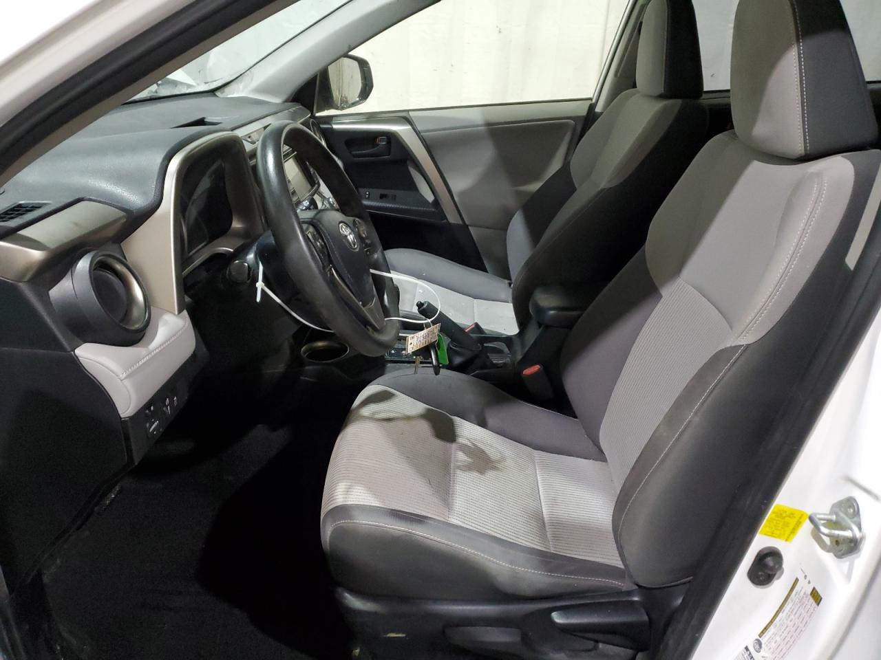 2013 Toyota RAV 4 - Image 7