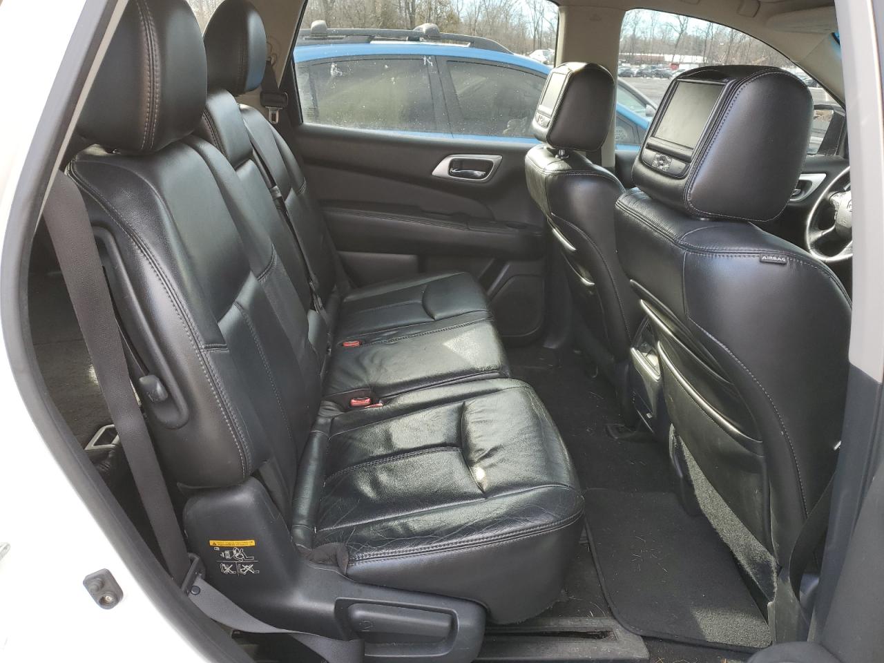 2013 Nissan Pathfinder - Image 11