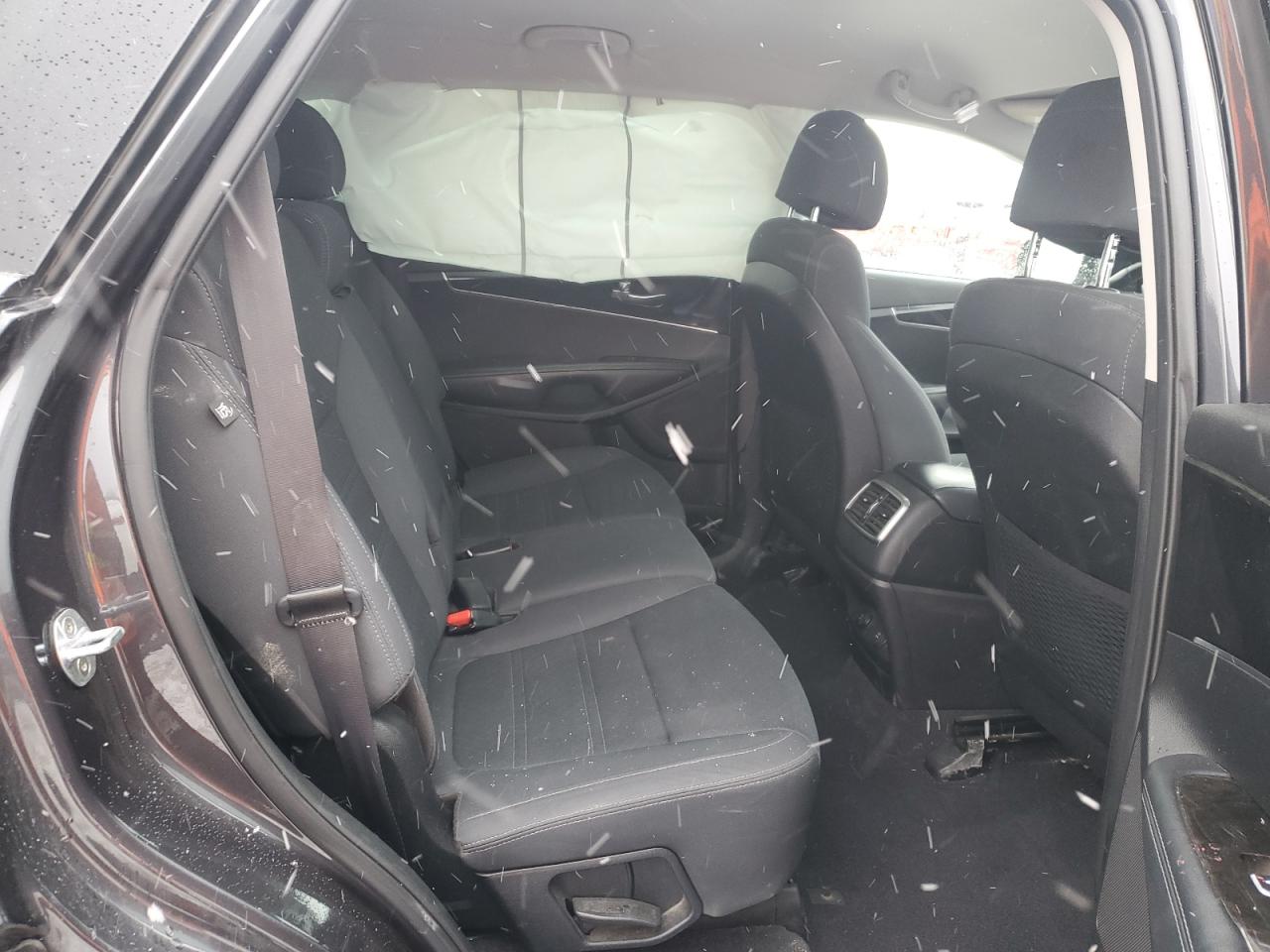 2017 Kia Sorento - Image 10