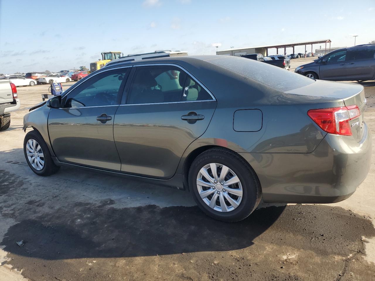 2013 Toyota Camry - Image 2