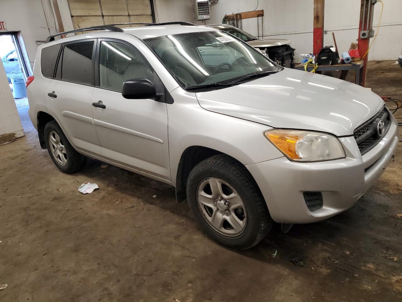 2010 Toyota RAV 4 - Image 4