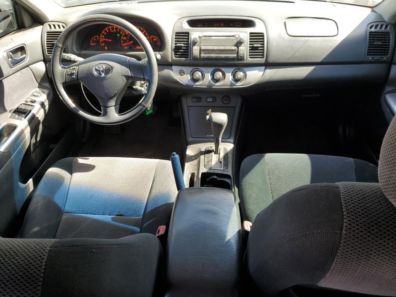2006 Toyota Camry - Image 8
