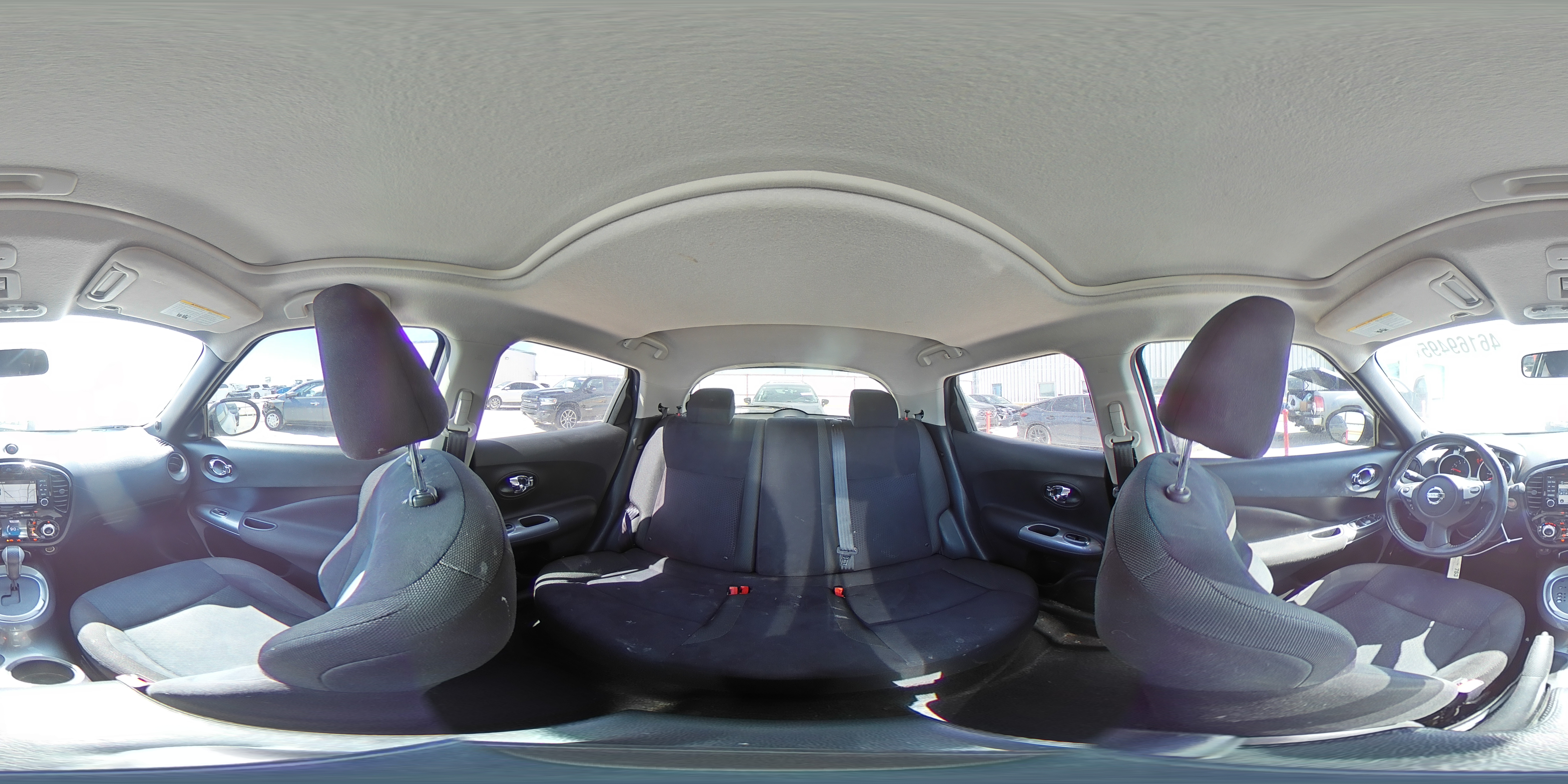 2014 Nissan Juke - Image 15