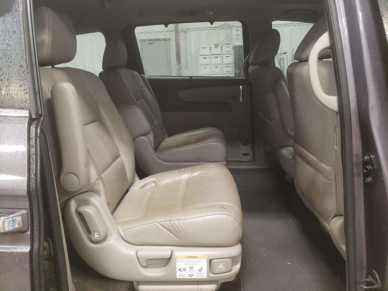 2015 Honda Odyssey - Image 11
