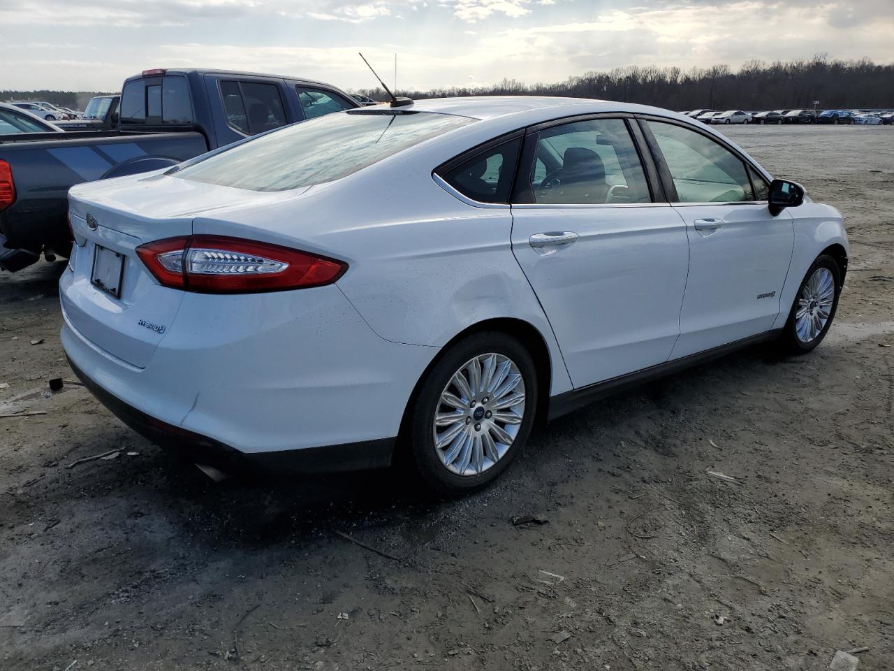 2015 Ford Fusion - Image 3