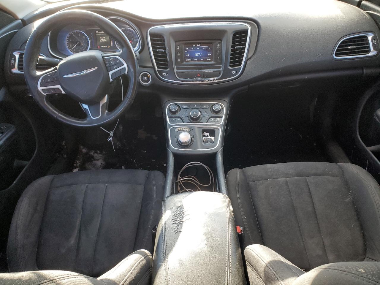 2015 Chrysler 200 - Image 8
