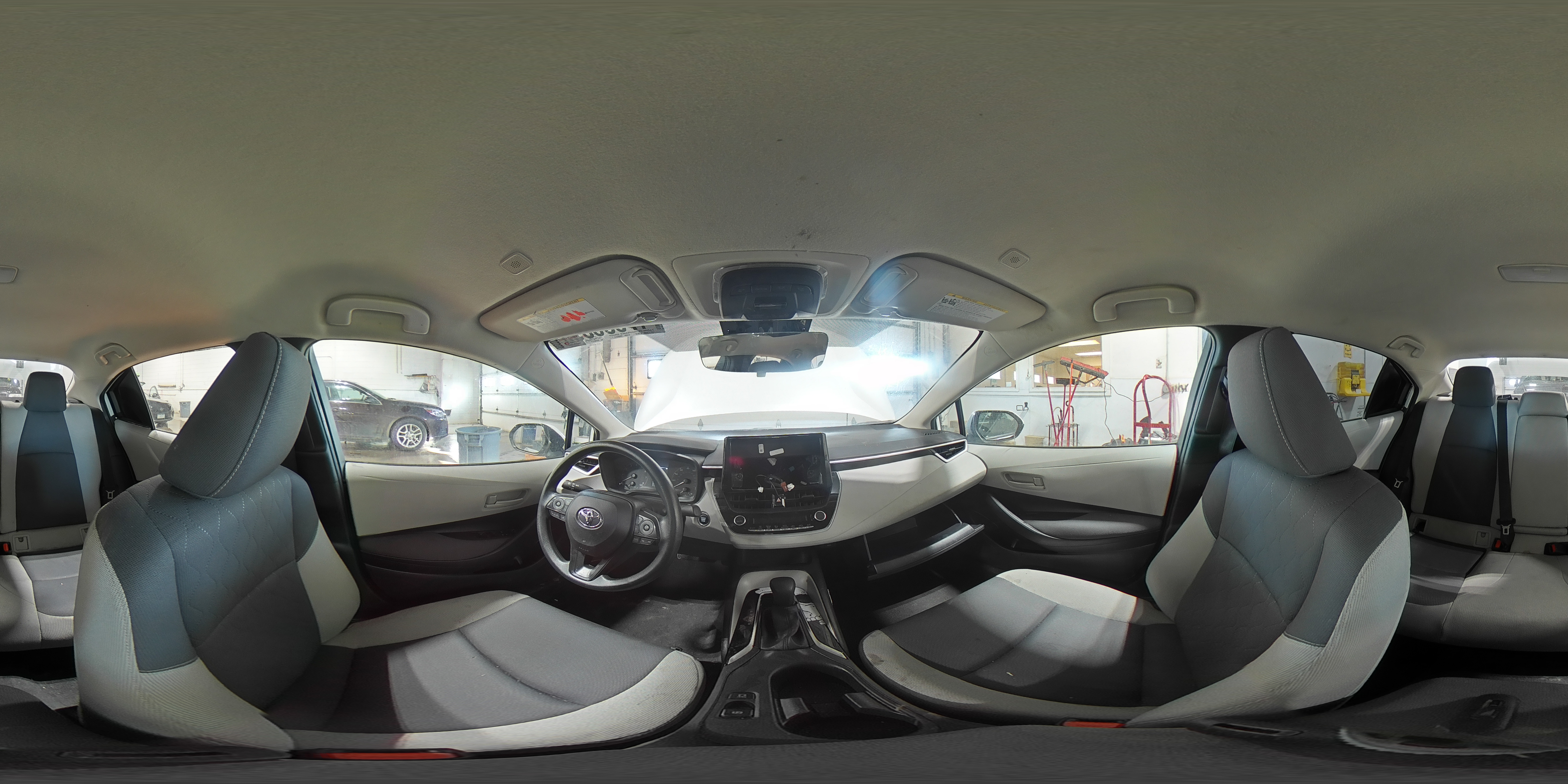 2024 Toyota Corolla - Image 12