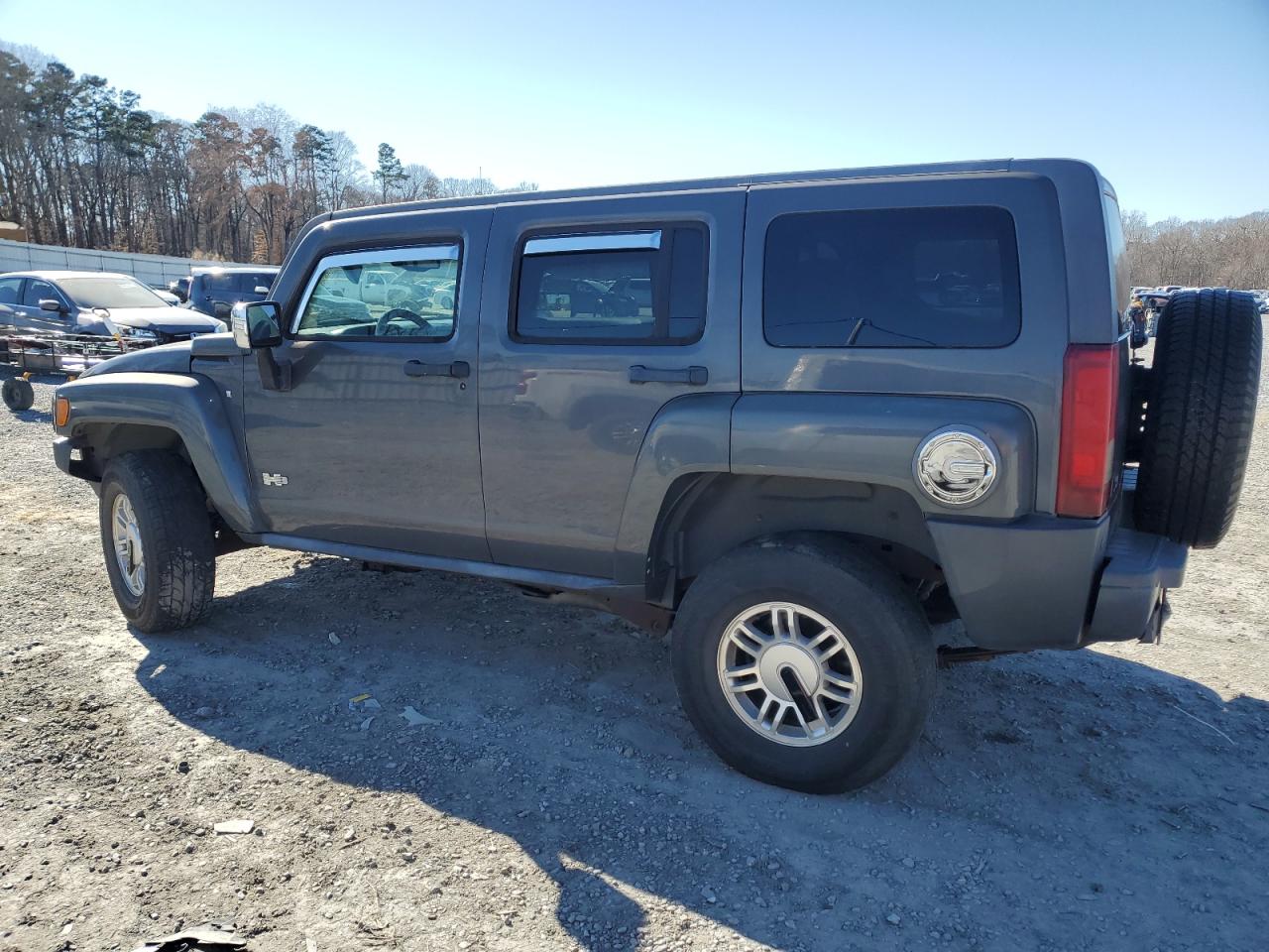 2008 Hummer H3 - Image 2