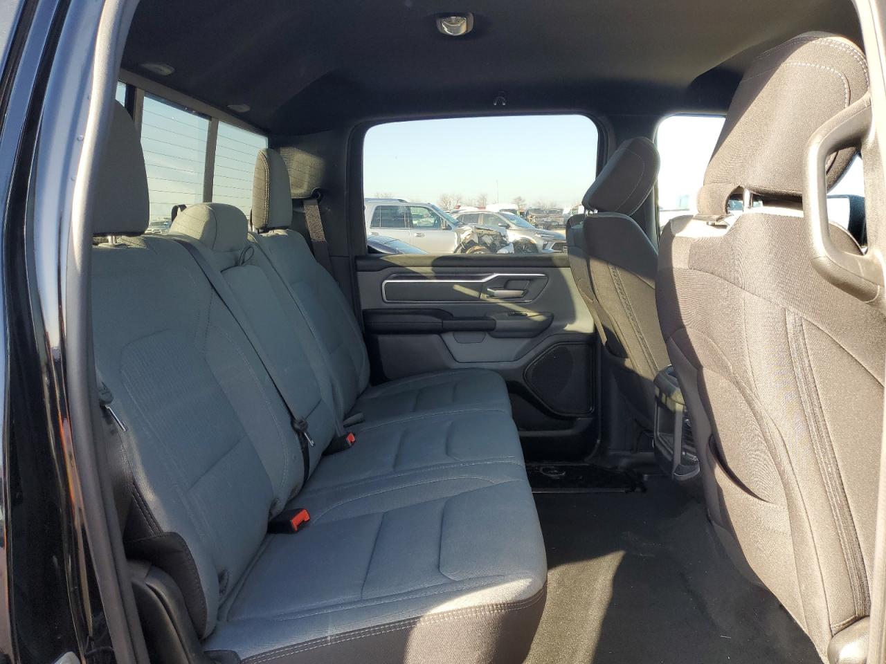 2022 RAM 1500 - Image 10