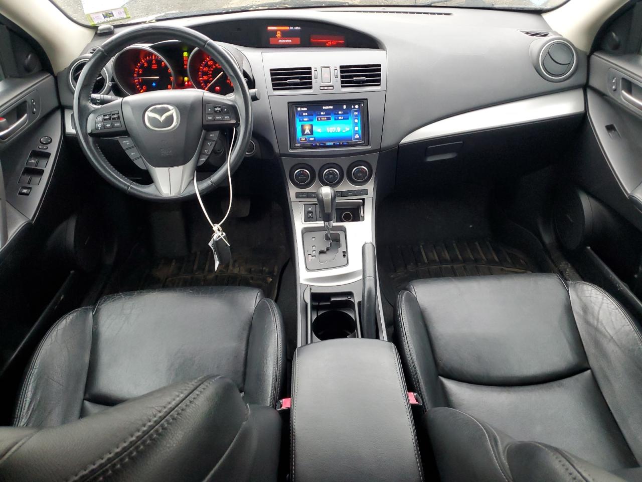 2011 Mazda 3 - Image 8