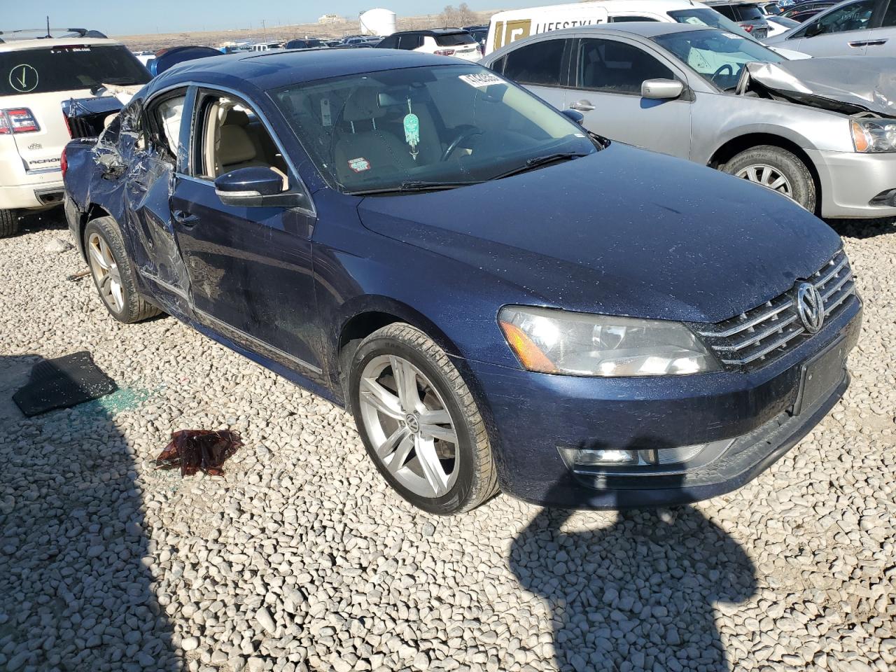 2014 Volkswagen Passat - Image 4