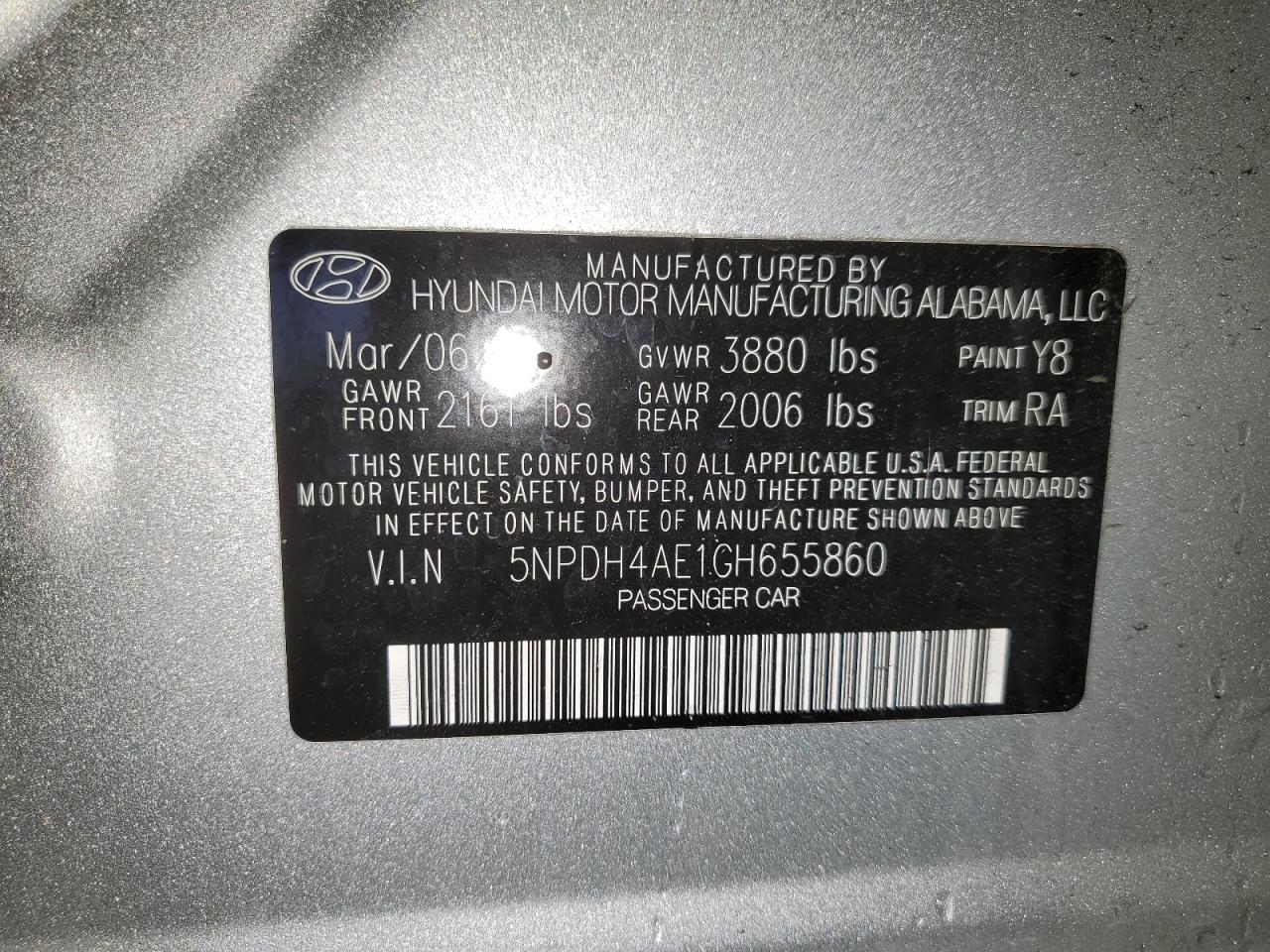 2016 Hyundai Elantra - Image 13