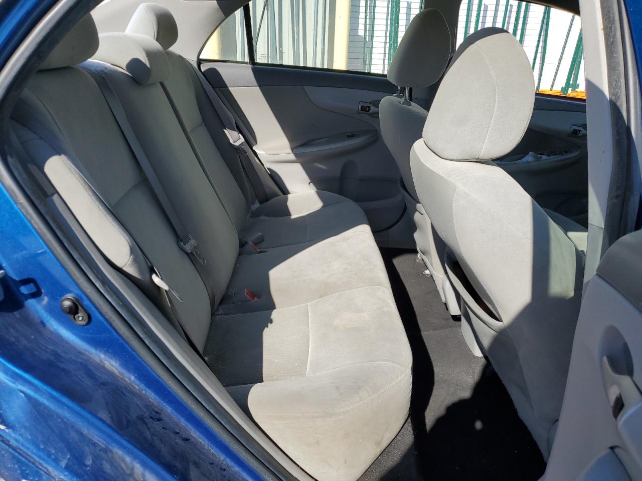 2010 Toyota Corolla - Image 10