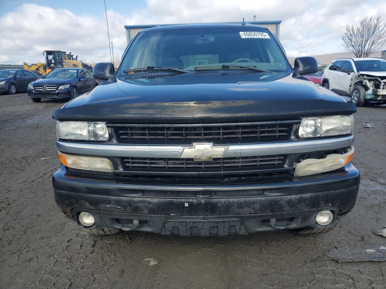 2006 Chevrolet Suburban - Image 5