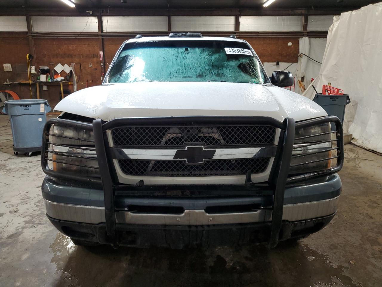 2003 Chevrolet Silverado - Image 5