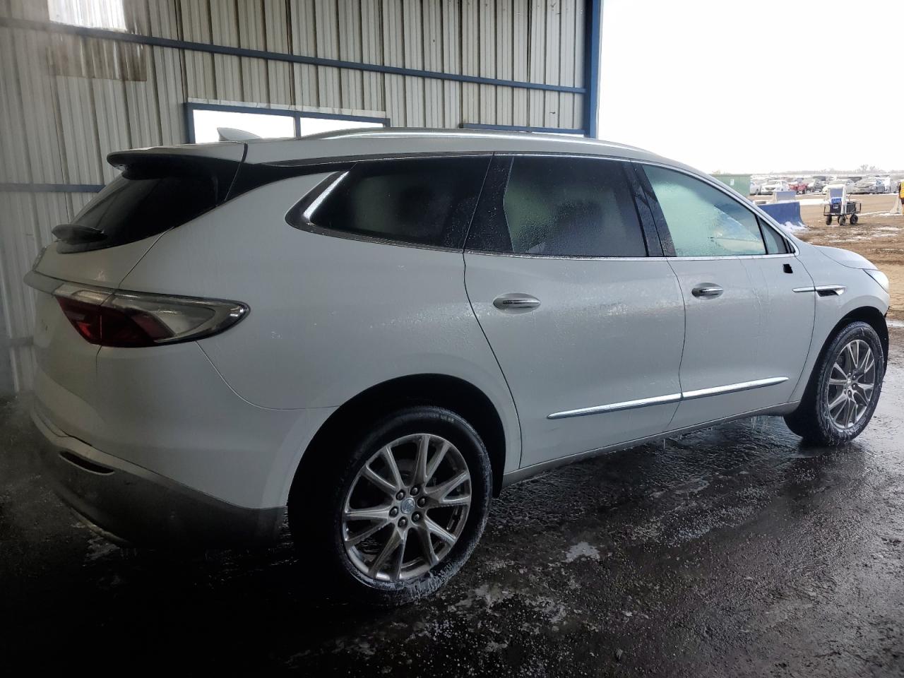 2022 Buick Enclave - Image 3