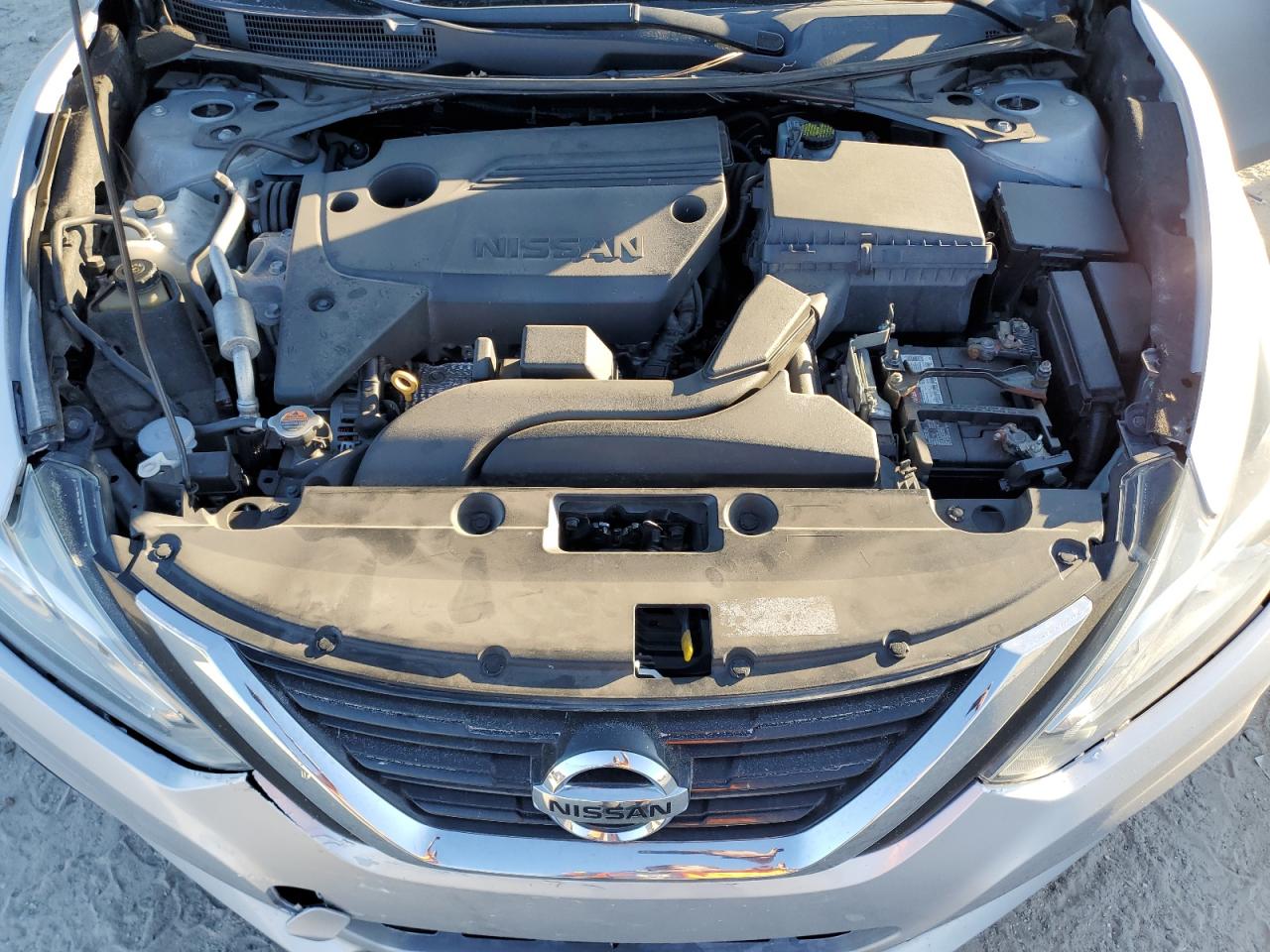 2018 Nissan Altima - Image 11