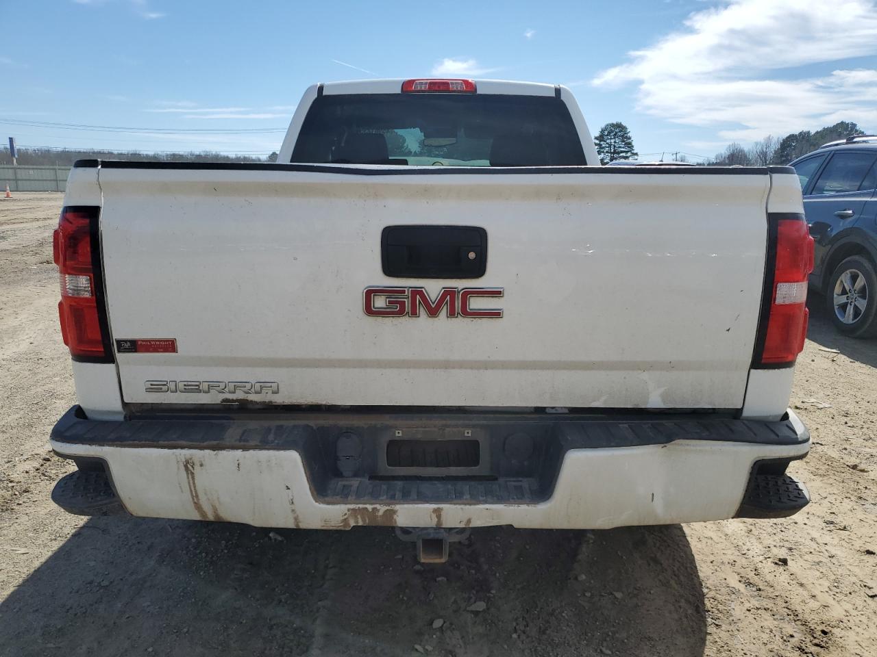 2018 GMC Sierra - Image 6