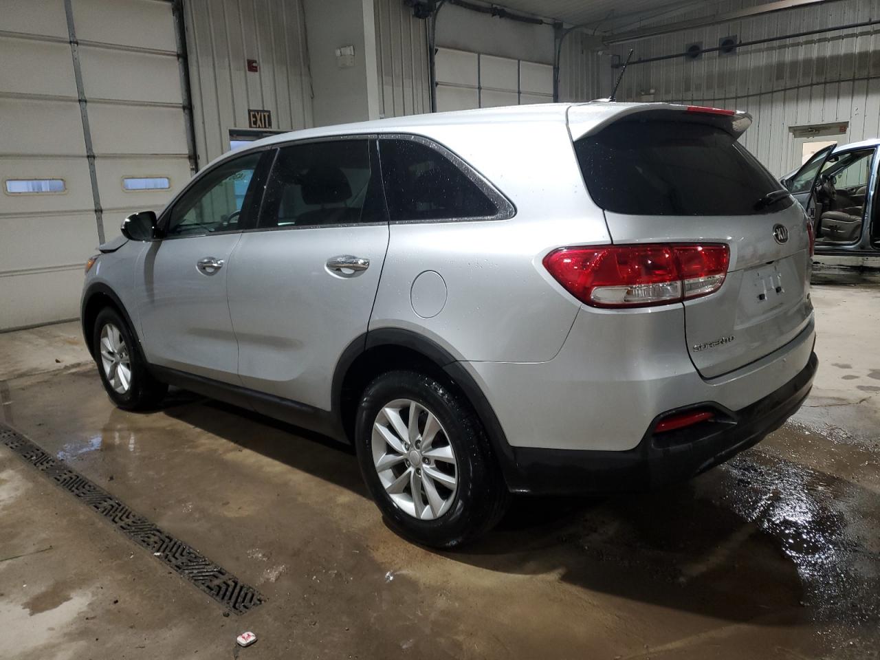 2018 Kia Sorento - Image 2