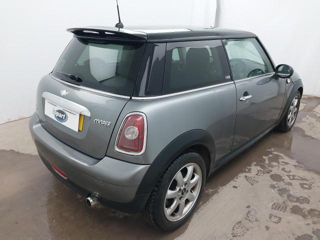 2010 MINI COOPER GRA