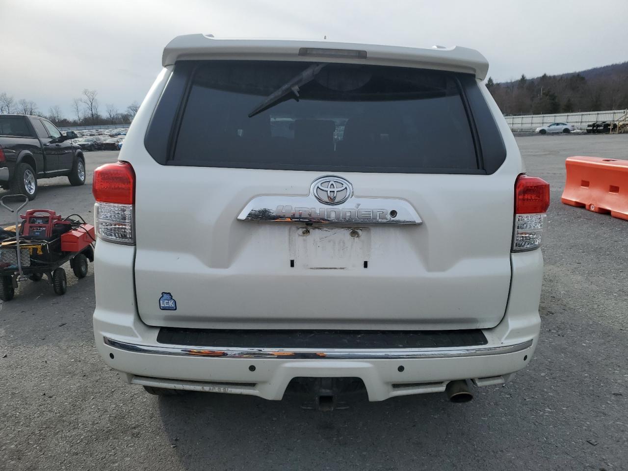 2013 Toyota 4Runner - Image 6