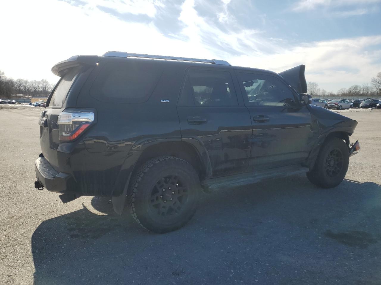 2016 Toyota 4Runner - Image 3