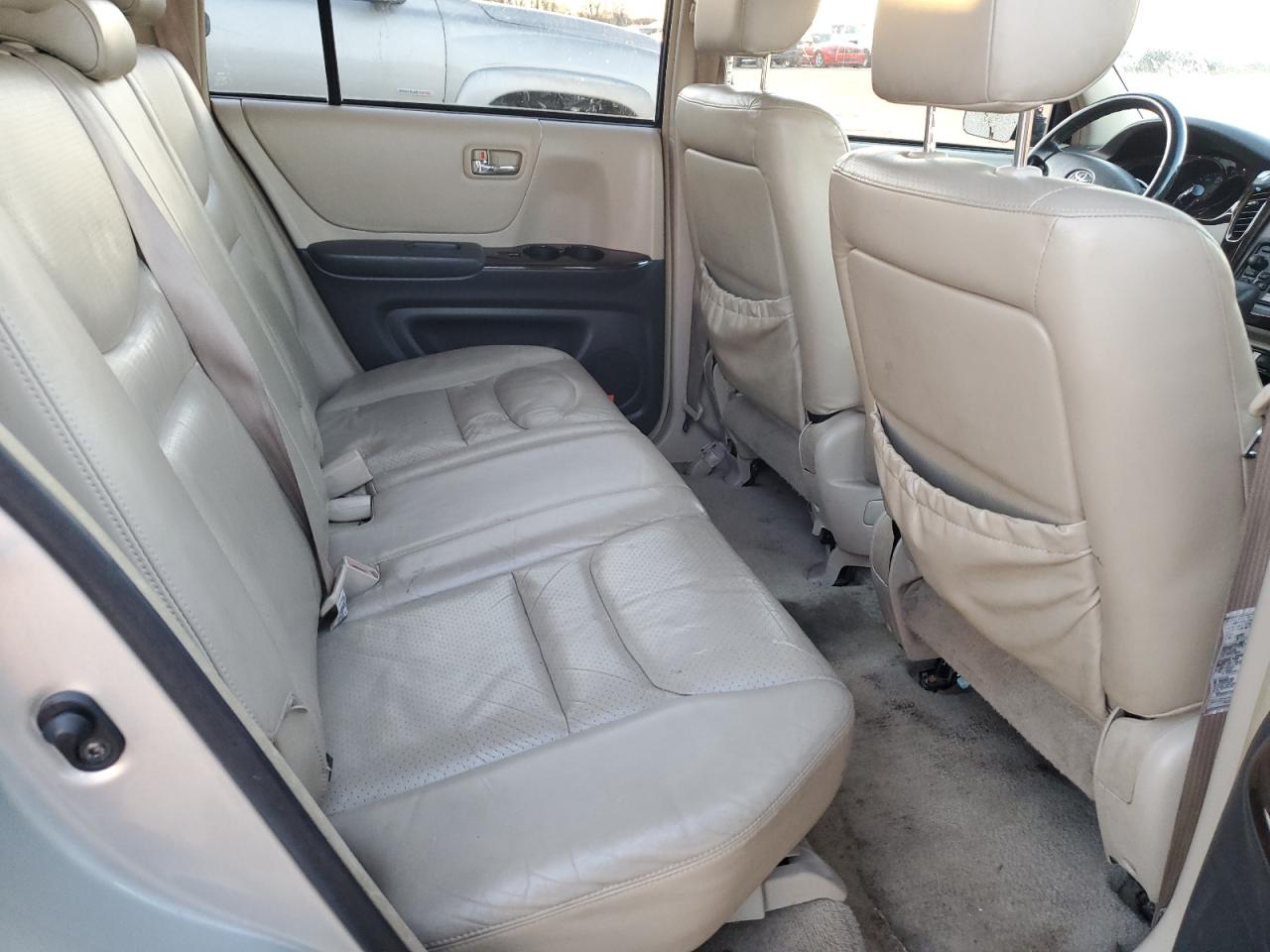 2001 Toyota Highlander - Image 11