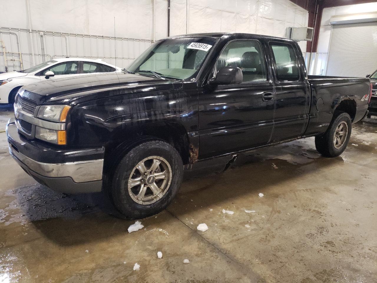 2004 Chevrolet Silverado - Image 1