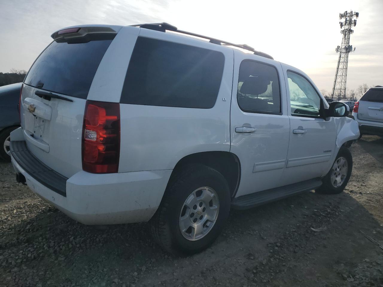 2013 Chevrolet Tahoe - Image 3