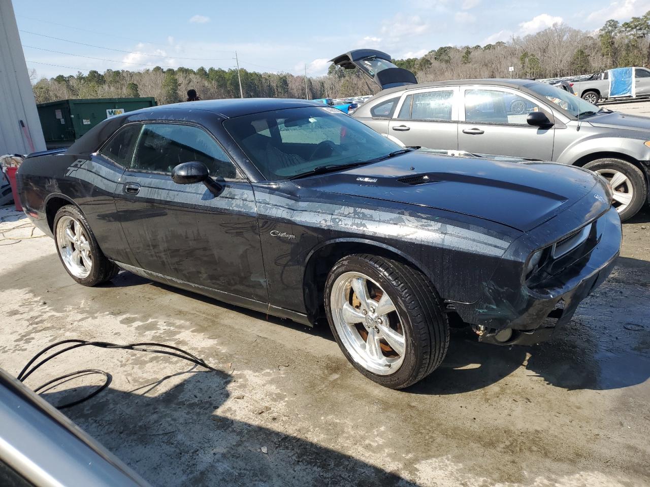 2010 Dodge Challenger - Image 4